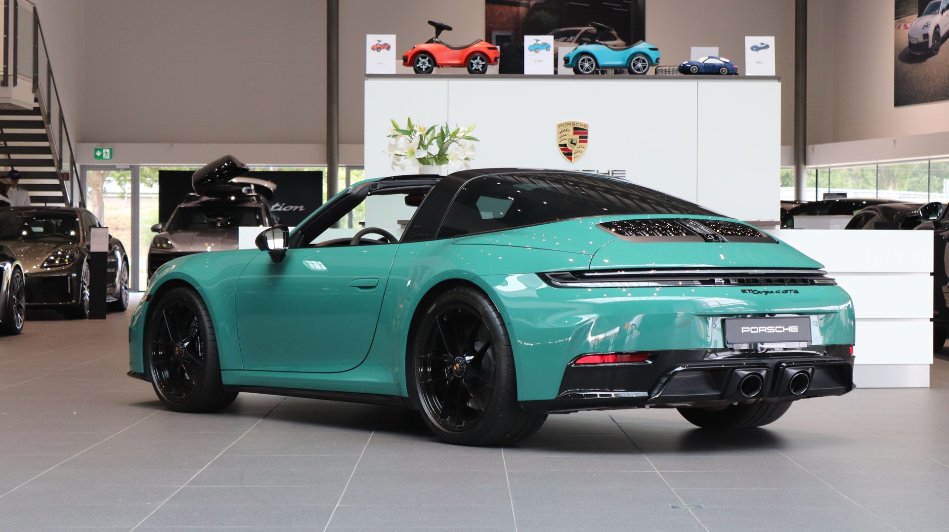 Porsche 911 992.2 Targa 4 GTS 2025, kuva 2/10