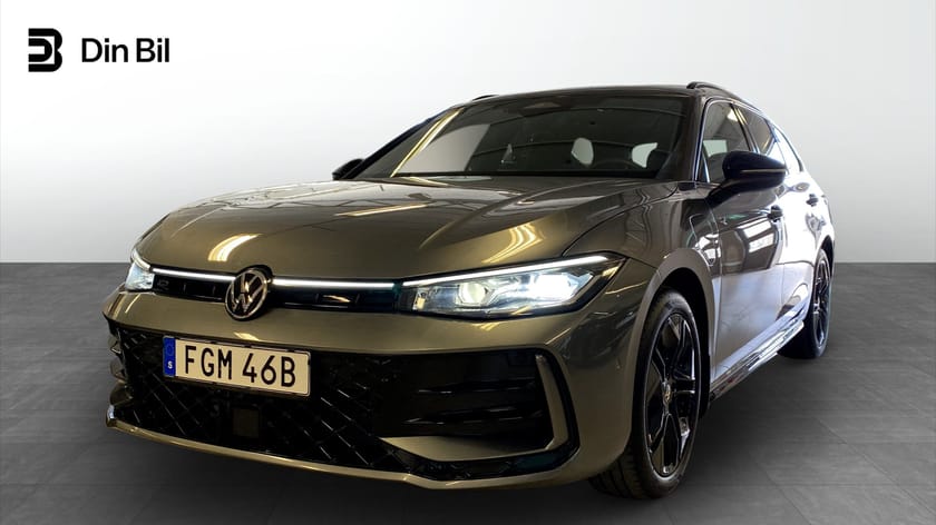 Bild 1 av Volkswagen Passat Variant eHybrid R-line 1.5 TSI 272hk | Panorama | Black St