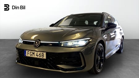 Volkswagen Passat Variant eHybrid R-line 1.5 TSI 272hk | Panorama | Black St