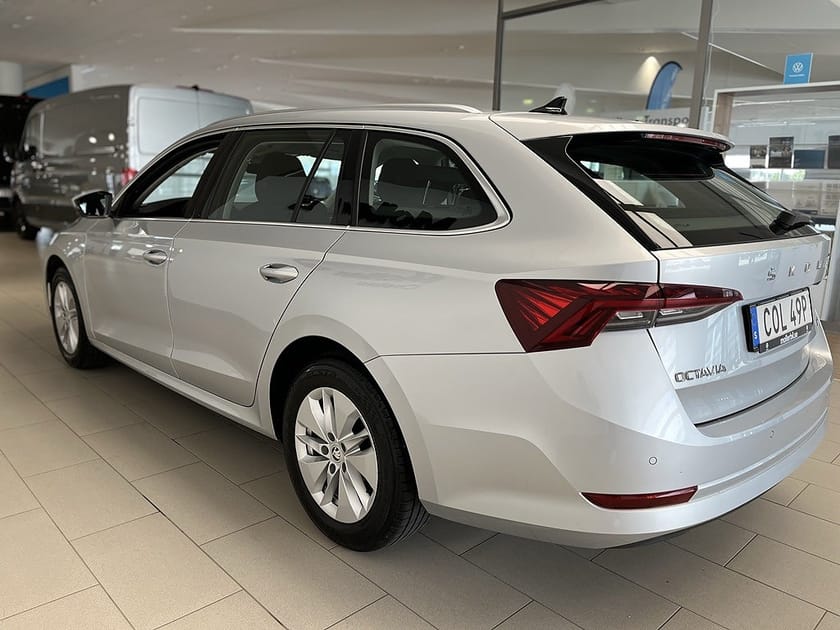 Bild 5 av Škoda Octavia Kombi Skoda Ambition 1.0 TSI 110hk e-TEC DSG|Drag|Värmare|B-ka