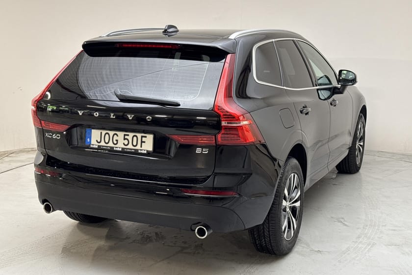 Bild 3 av Volvo XC60 B5 2WD Bensin (250hk) Momentum Värmare