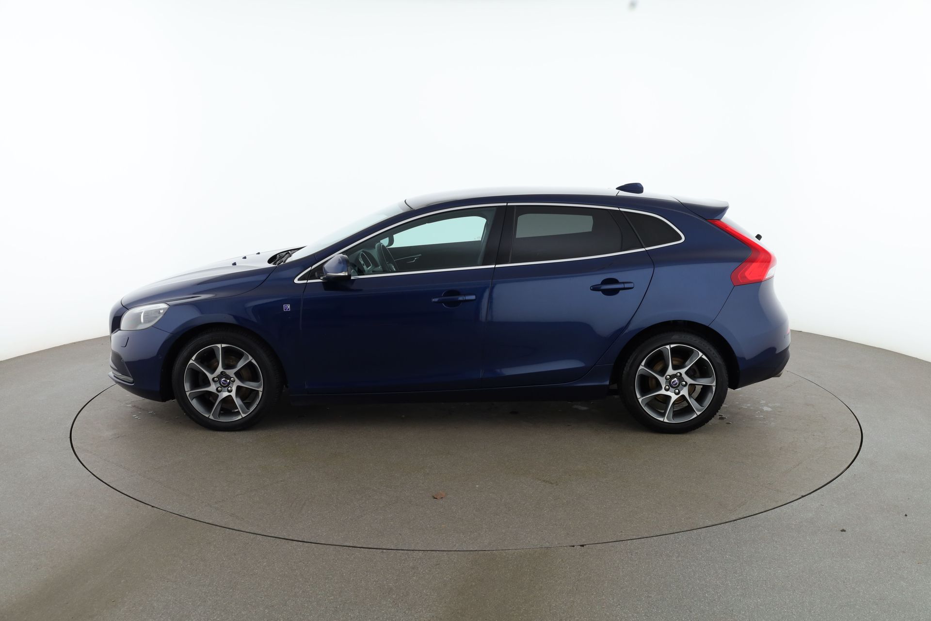 Volvo V40 D3 Ocean Race / VOC 2016, kuva 2/10