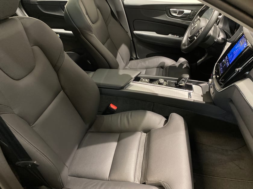 Bild 4 av Volvo XC60 Recharge T6 II Plus Dark Edition.