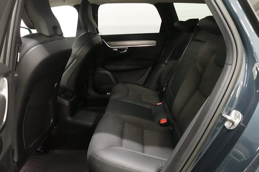 Bild 5 av Volvo V90 Recharge T6 AWD Drag P-Värm Adap-F Kamera