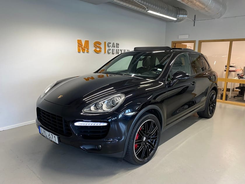 Bild 1 av Porsche Cayenne Turbo TipTronic S 500hk Panorama
