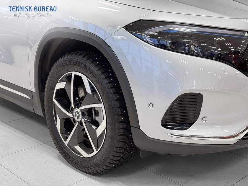 Bilde 4 av Mercedes-Benz EQA 300 4MATIC Special Edition Plus AWD, Krok, Mørktonet glass