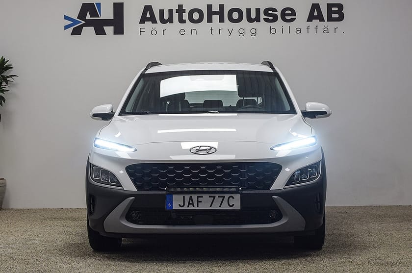 Bild 4 av Hyundai Kona 1.0 T-GDI Essential Backkamera CarPlay Nyservad