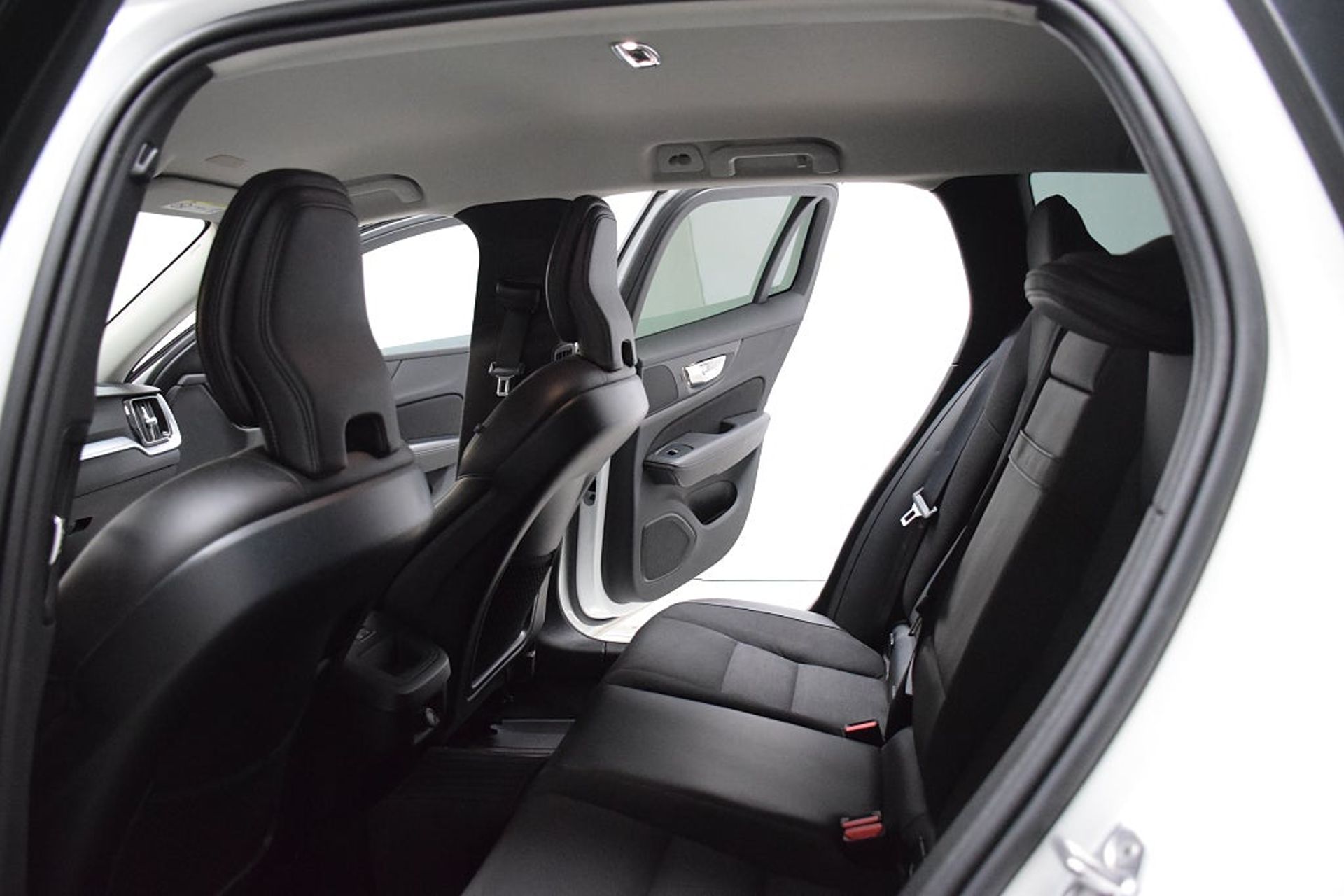 Volvo V60 D3 AWD Geartronic Momentum 2020, bild 6/10