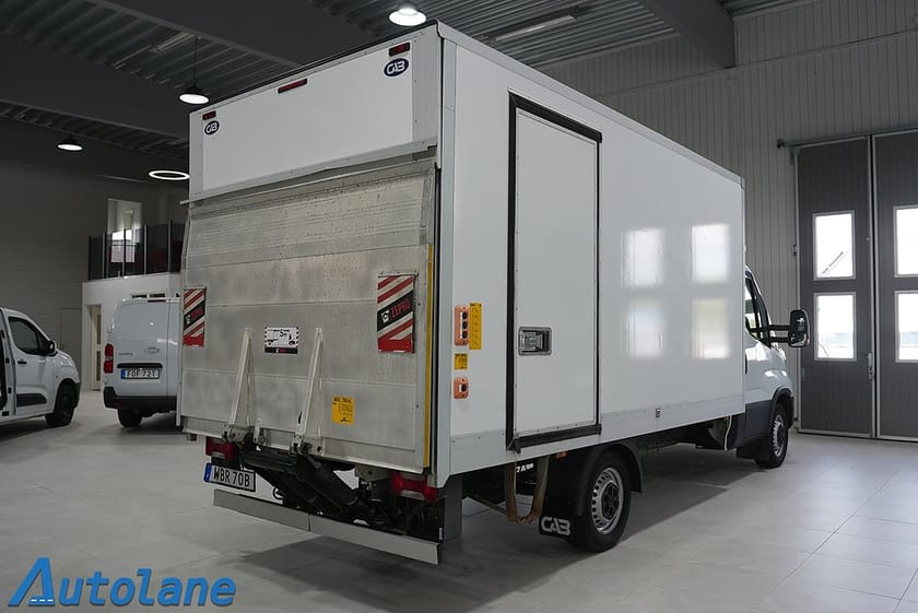 Bild 5 av Iveco Daily 35-140 Chassi Cab 2.3 JTD Hi-Matic Värmare,3sits, 136hk
