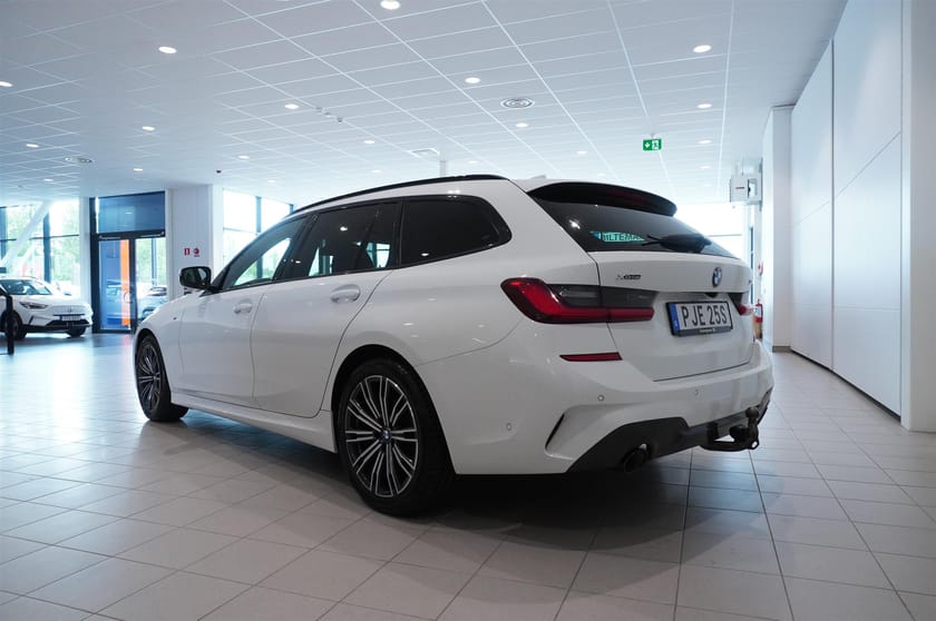 Bild 4 av BMW 320d xDrive Touring M Sport Drag Aut HiFi LED PA