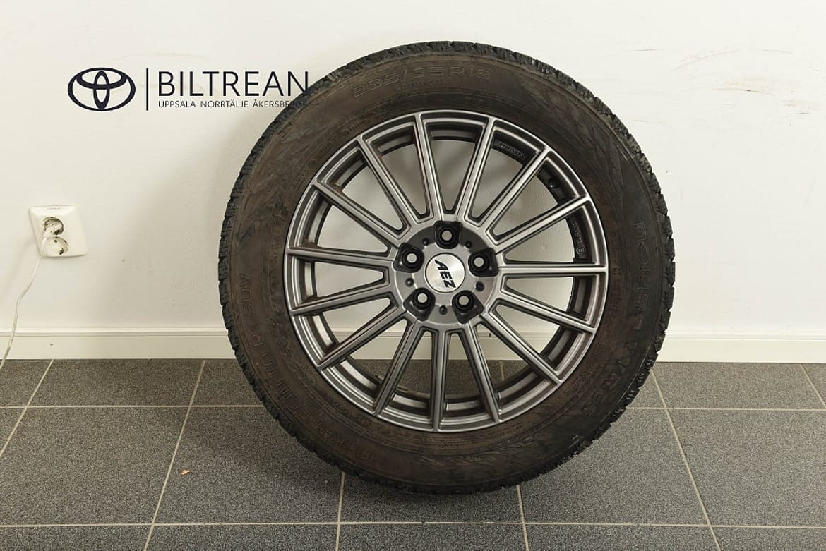 22 / 23
