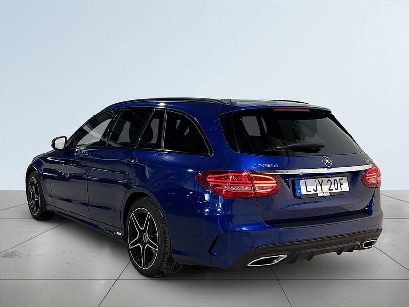 Bild 5 av Mercedes-Benz C 220 T d 4MATIC 9G AMG Drag Pvärm GPS S/V-hjul