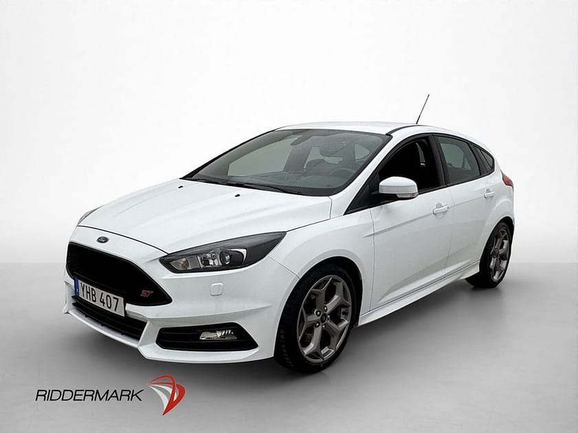 Bild 3 av Ford Focus ST 250hk Recaro M/K-Värmare Skinn Elstol BT