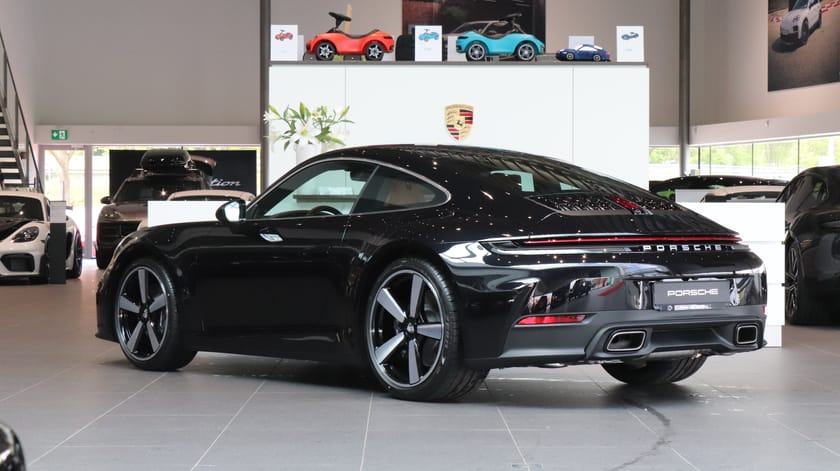 Bild 2 av Porsche 911 Carrera 992