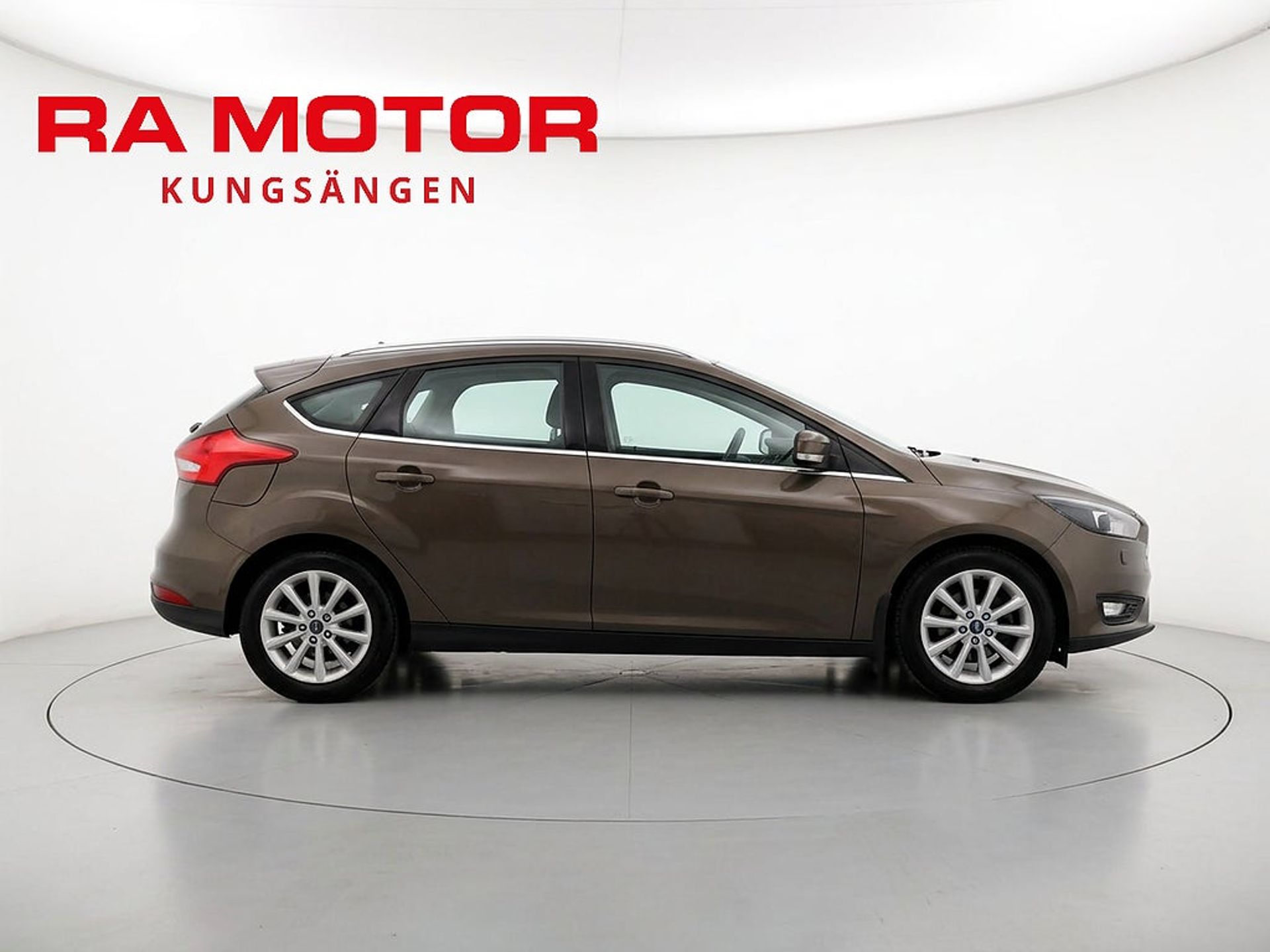Ford Focus 1.0 125hk EcoBoost 2016, kuva 7/10