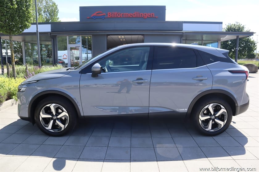 Bild 1 av Nissan Qashqai 1.3 DIG-T FWD 158hk Tekna Aut Navi 360° Head up Drag