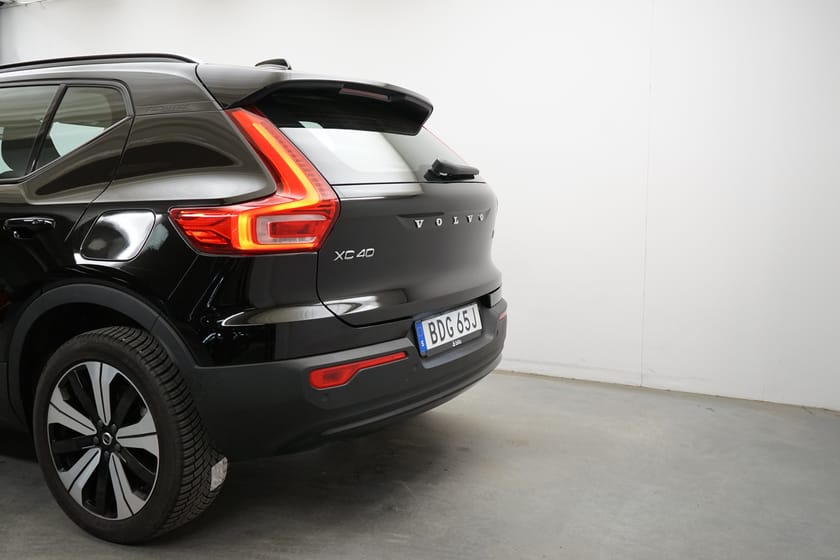 Bild 3 av Volvo XC40 Recharge Core Edition, Baklucka elmanövrerad, Navigation