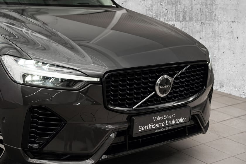 Bilde 3 av Volvo XC60 T6 Ultimate Dark Topputstyrt - Head-Up Harman/Kardon