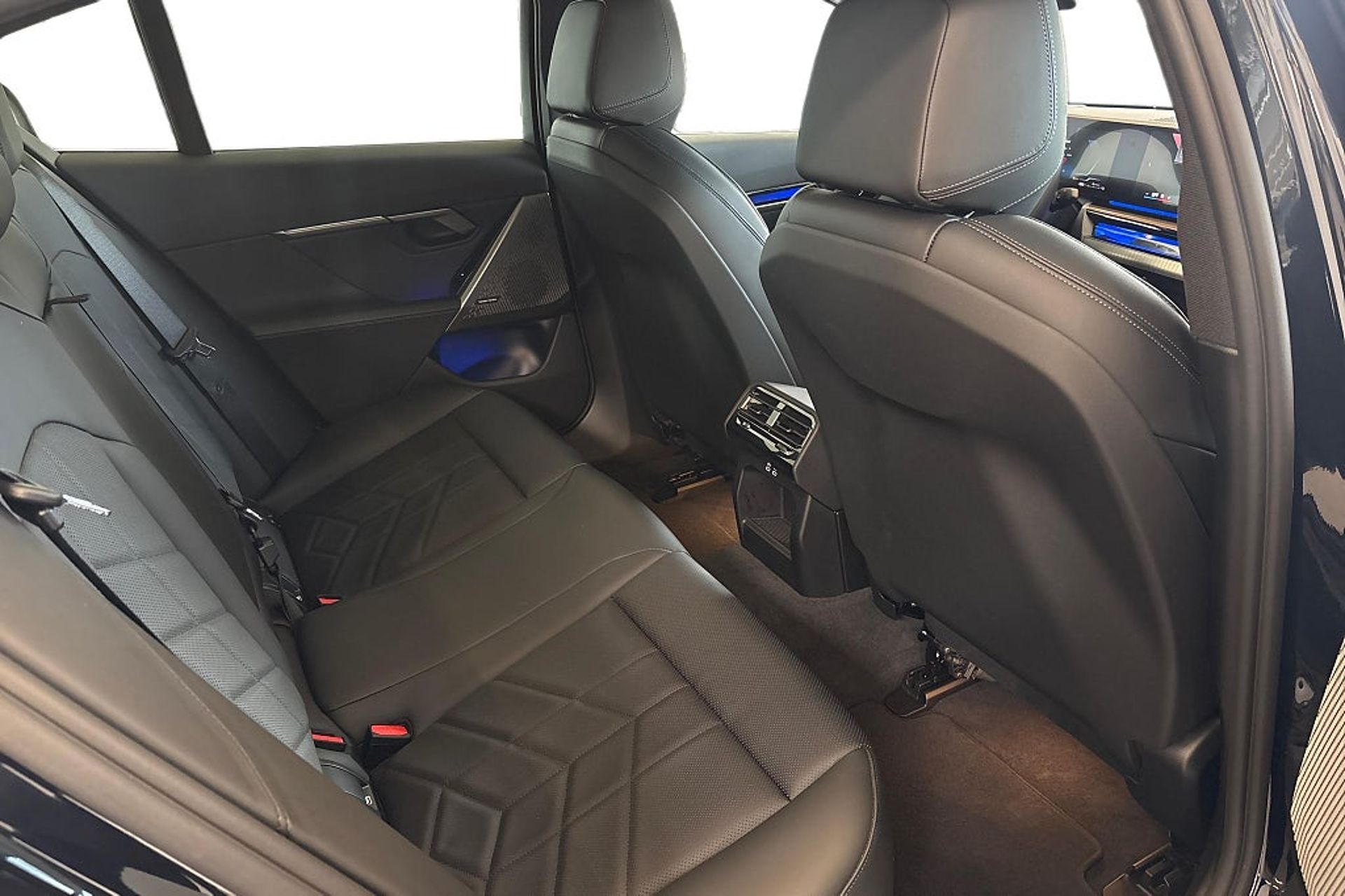 BMW 530 e xDrive M Sport Active edt 2025, bild 7/10