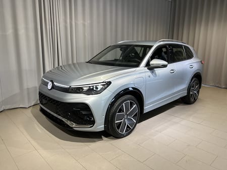 Volkswagen Tiguan eHybrid R-LINE 272 HK