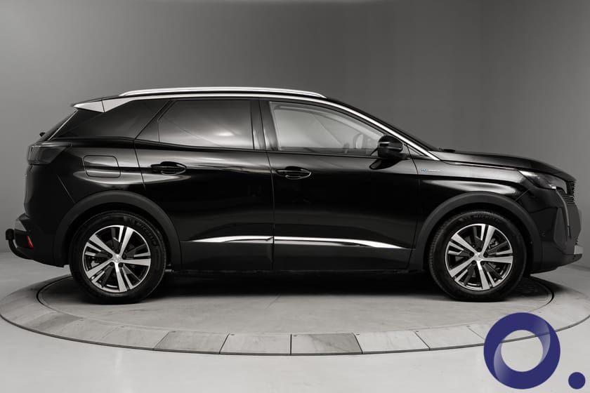 Bilde 5 av Peugeot 3008 HYBRID4 300 Allure | Lav km! | Krok | 4x4 | Adaptiv cruise | Acc