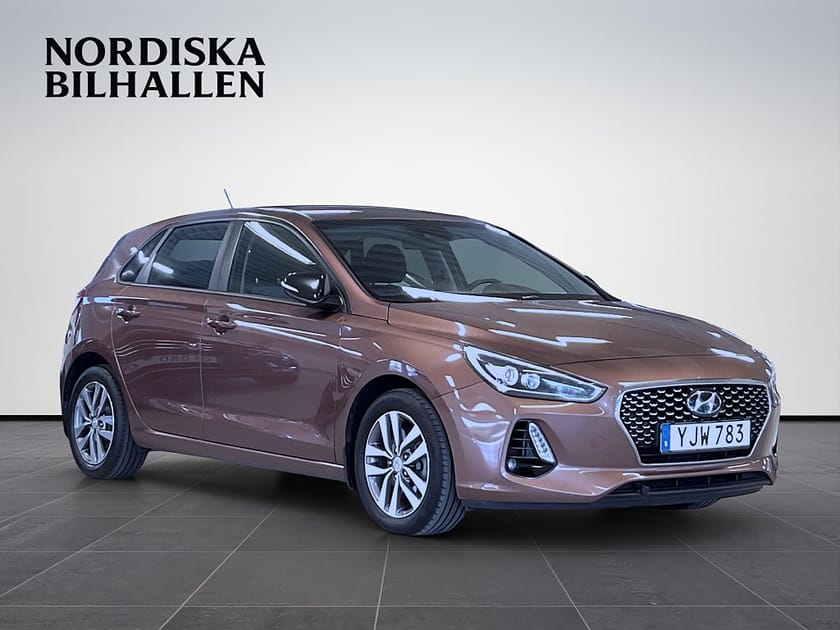 Bild 1 av Hyundai i30 1.4 T-GDi Comfort Nybesiktad Nyservad Värmare Kamera
