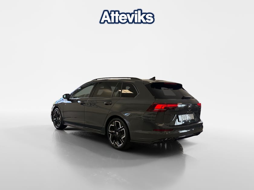 Bild 5 av Volkswagen Golf Sportscombi R-Line TSI 150hk *Drag/Keyless/P.Värm*