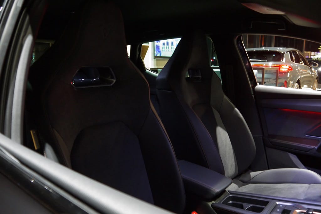 Cupra Leon 1.5 eTSI DSG Sequential, 150hp, 2026