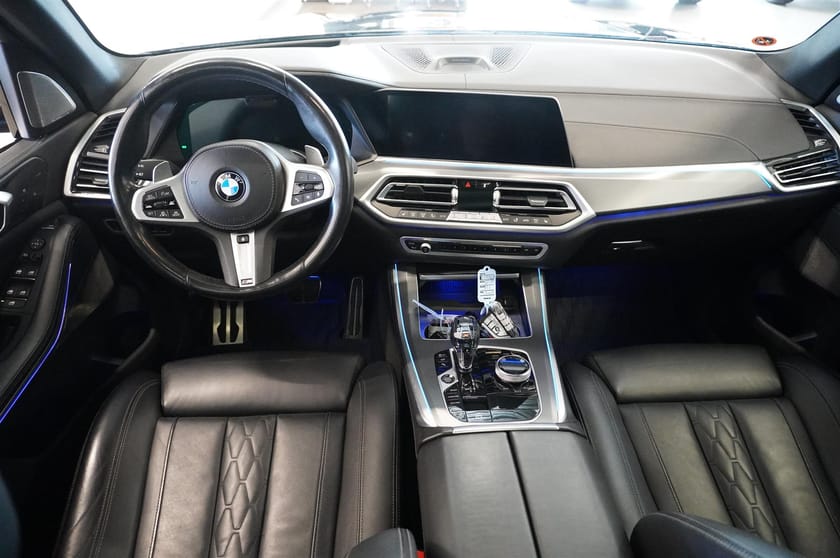 Bild 2 av BMW X5 xDrive40d xDrive 40d M-Sport Pano HUD B W Laser Komfortstol Värmare