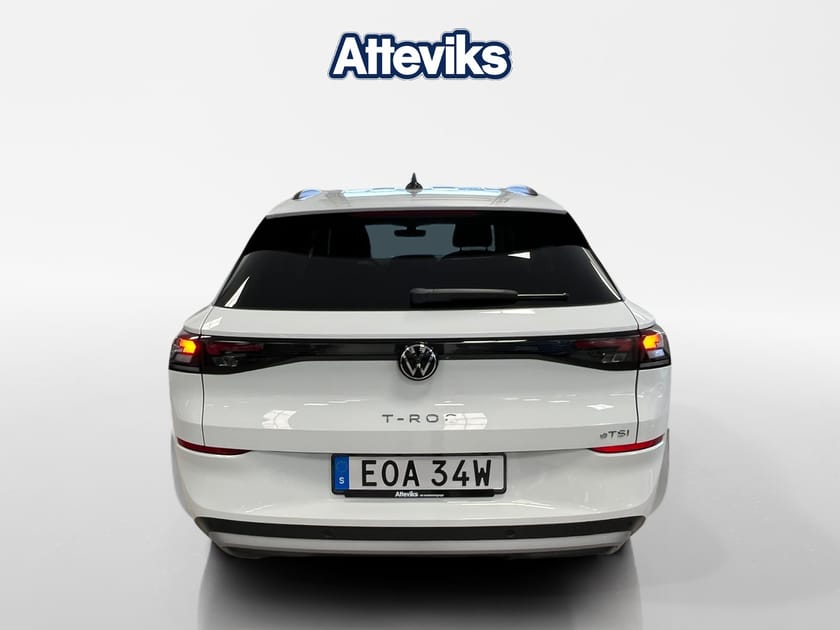 Bild 4 av Volkswagen T-Roc 1.5 eTSI 150hk *Keyless/Backkamera*