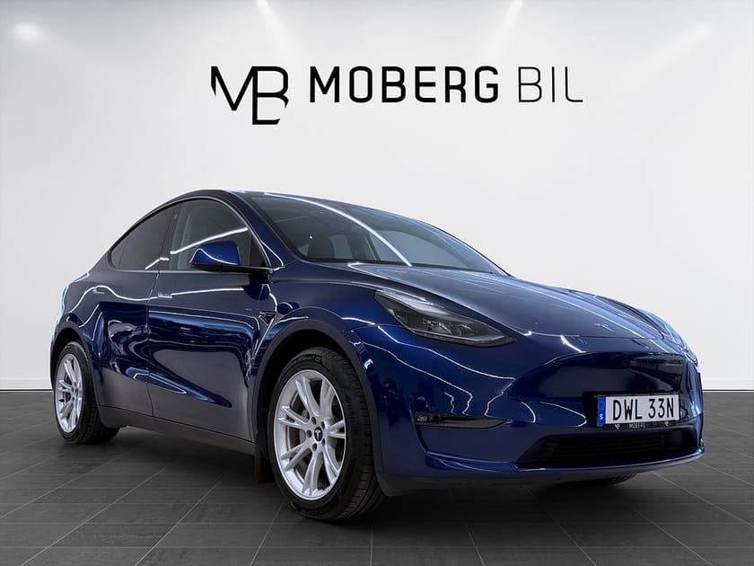 Bild 3 av Tesla Model Y Long Range AWD 514hk Pano Läder Navi B-Kamera
