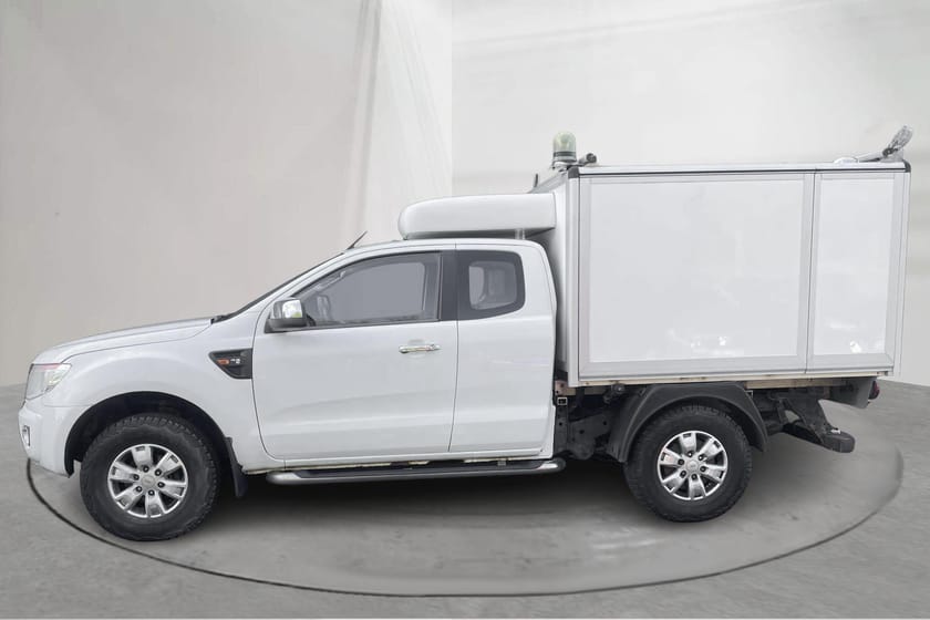Bild 3 av Ford Ranger SuperCab TDCi 4WD (150hk) Reparationsobjekt