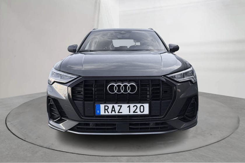 Bild 5 av Audi Q3 45 TFSI e (245hk) S Line Matrix LED