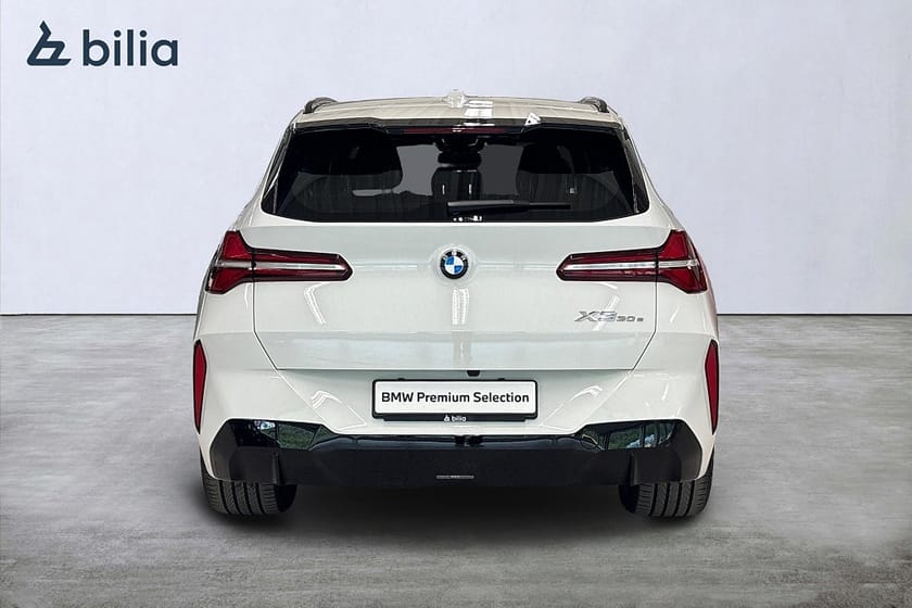 Bild 4 av BMW X3 30e xDrive M-Sport | DEMOBIL | Komfortöppning | Drag