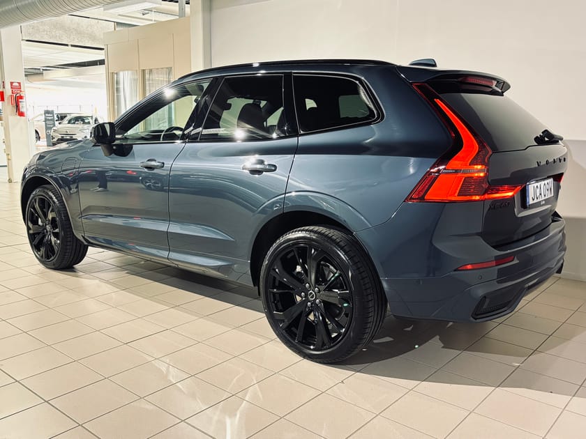 Bild 4 av Volvo XC60 T6 Plus Black Nordic Edition | Omgående leverans |