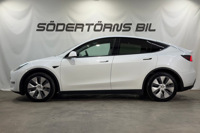 Bild 3 av Tesla Model Y Long Range AWD DRAG 1 ÄGARE MOMSBIL