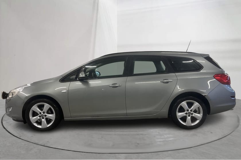Bild 2 av Opel Astra Sports Tourer 1.4 Turbo ECOTEC (140hk) Enjoy