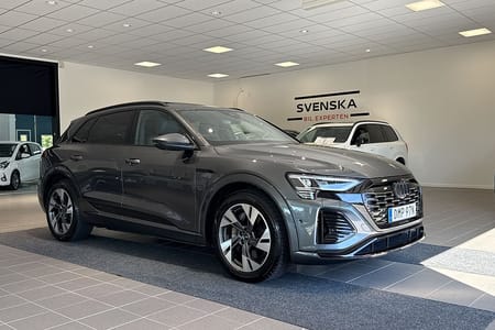 Audi Q8 55 e-tron quattro q8-e-tron 408hk Q/S-line/Drag/Panorama/B&O/luftfjädring/360°