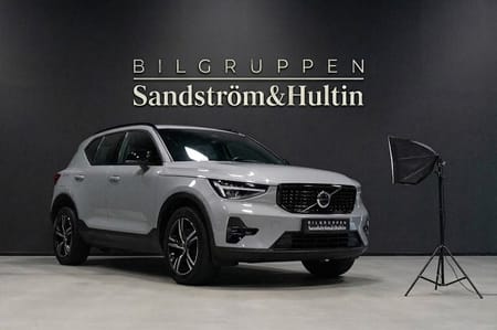 Volvo XC40 B4 FWD Plus Dark 197hk