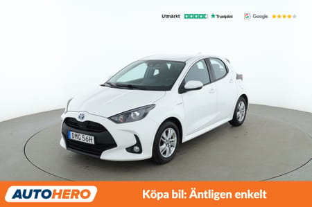 Toyota Yaris Hybrid Active / Backkamera, Rattvärme