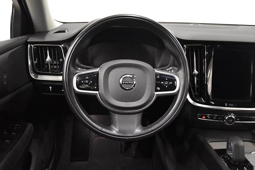 Bild 2 av Volvo V60 Cross Country B4 AWD Momentum Skinn VOC Dragkrok