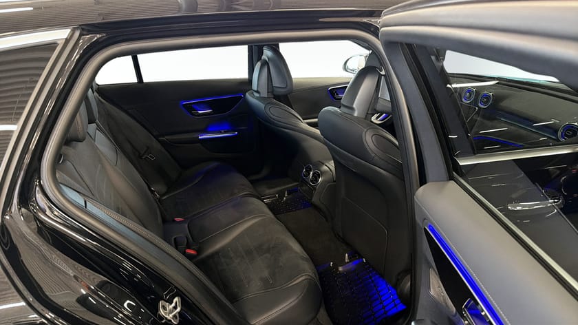 Bild 5 av Mercedes-Benz C 300 T e 300e AMG Premium Drag Värm Adaptiv 360°
