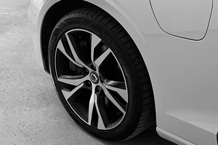 Bilde 5 av Volvo V60 T8 AWD R-Design KROK|PANO|ACC|7år*