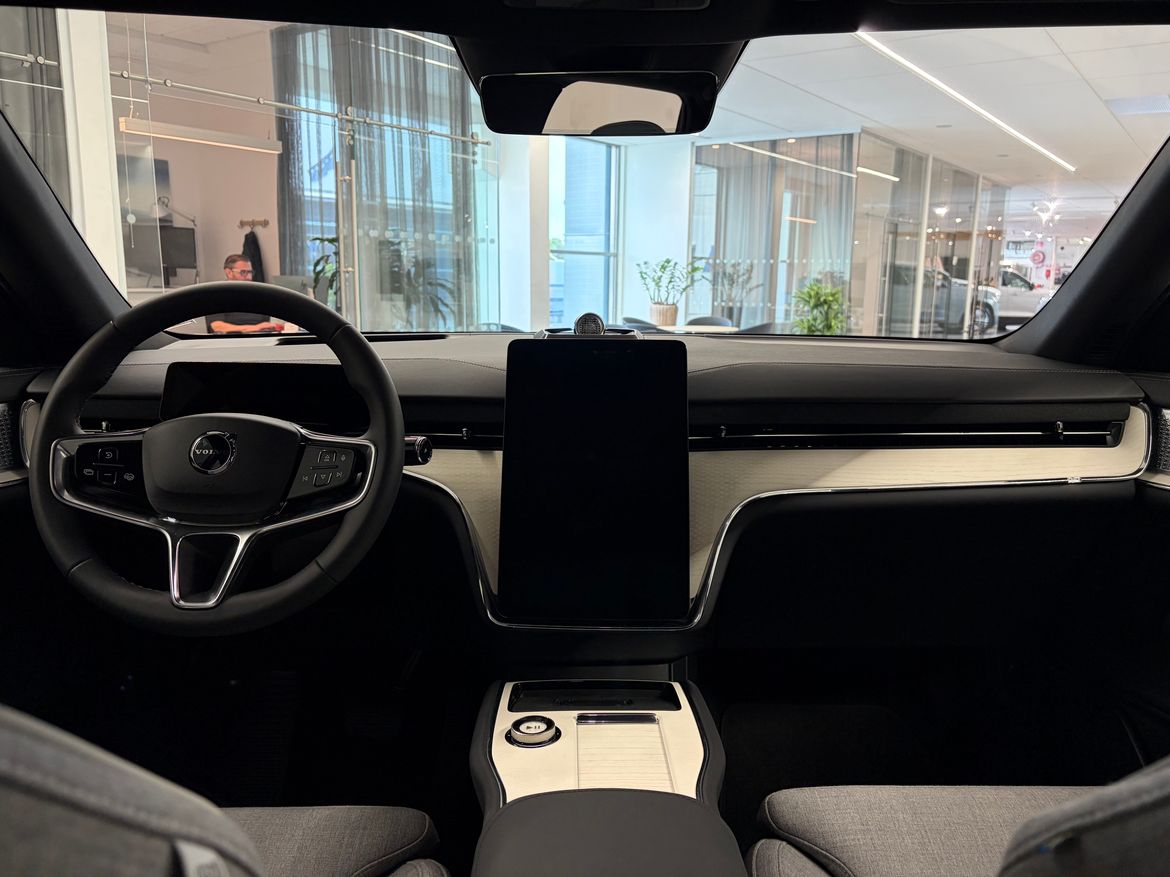 Bild 4 av 6 på bilen