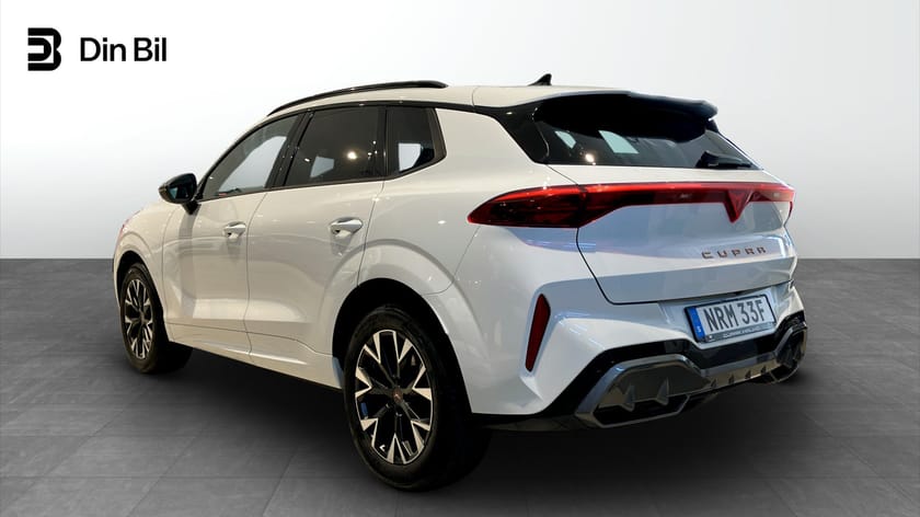 Bild 3 av CUPRA Terramar 1.5 eTSI 150 DSG7 Drag Värmare B-kamera