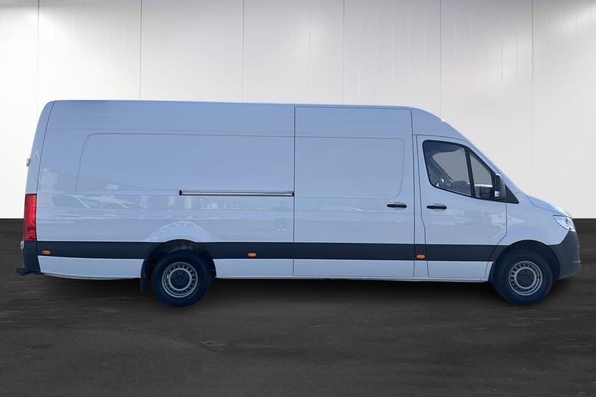 Bild 4 av Mercedes-Benz Sprinter 315 CDI RWD Panel Van SKÅP A4 | Smartphone | Backkamera |
