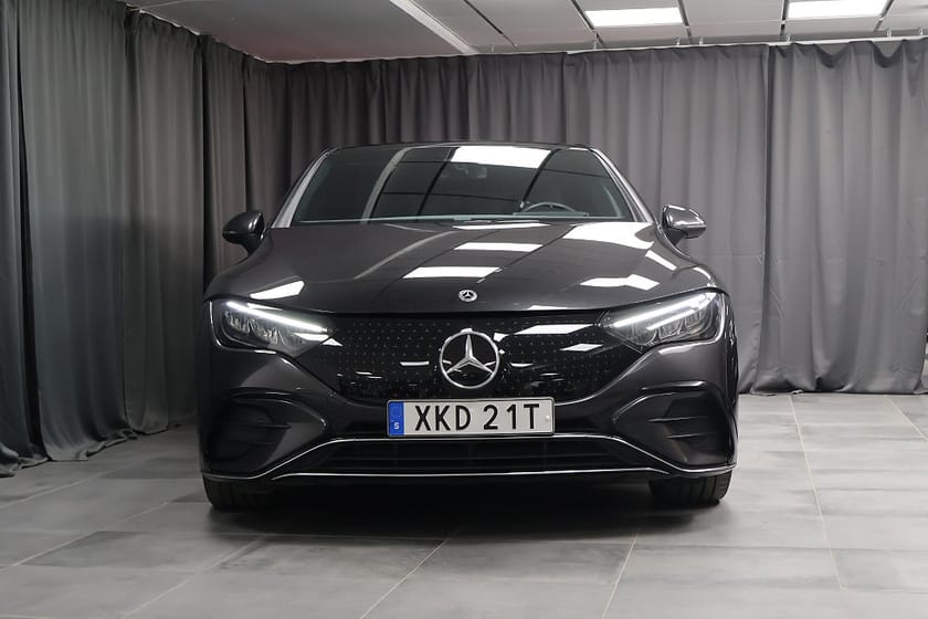 Bild 3 av Mercedes-Benz EQE 300 89 kWh AMG Line Rattvärme Keyless Minnespaket MOMS