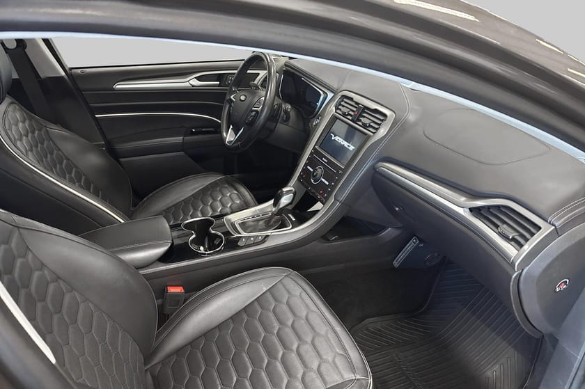 Bild 4 av Ford Mondeo Kombi Vignale 2.0 TDCi 180hk AWD Aut