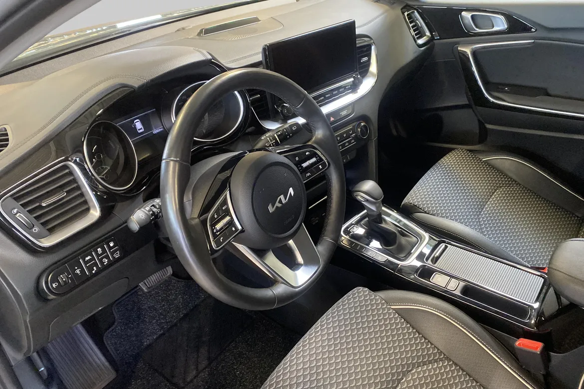picture of a car