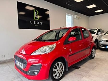Peugeot 107 5-dörrar 1.0//NY BESIKTAD//LÅGA MIL